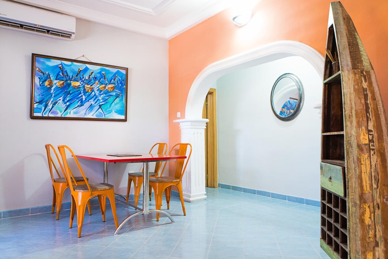 Maxwell Court Apartments Accra Ngoại thất bức ảnh