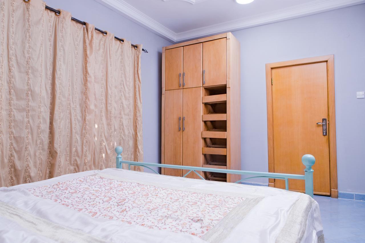 Maxwell Court Apartments Accra Ngoại thất bức ảnh