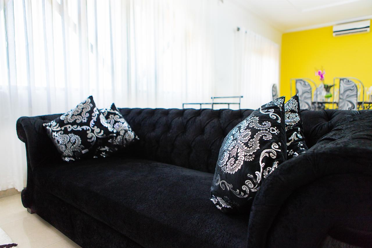 Maxwell Court Apartments Accra Ngoại thất bức ảnh
