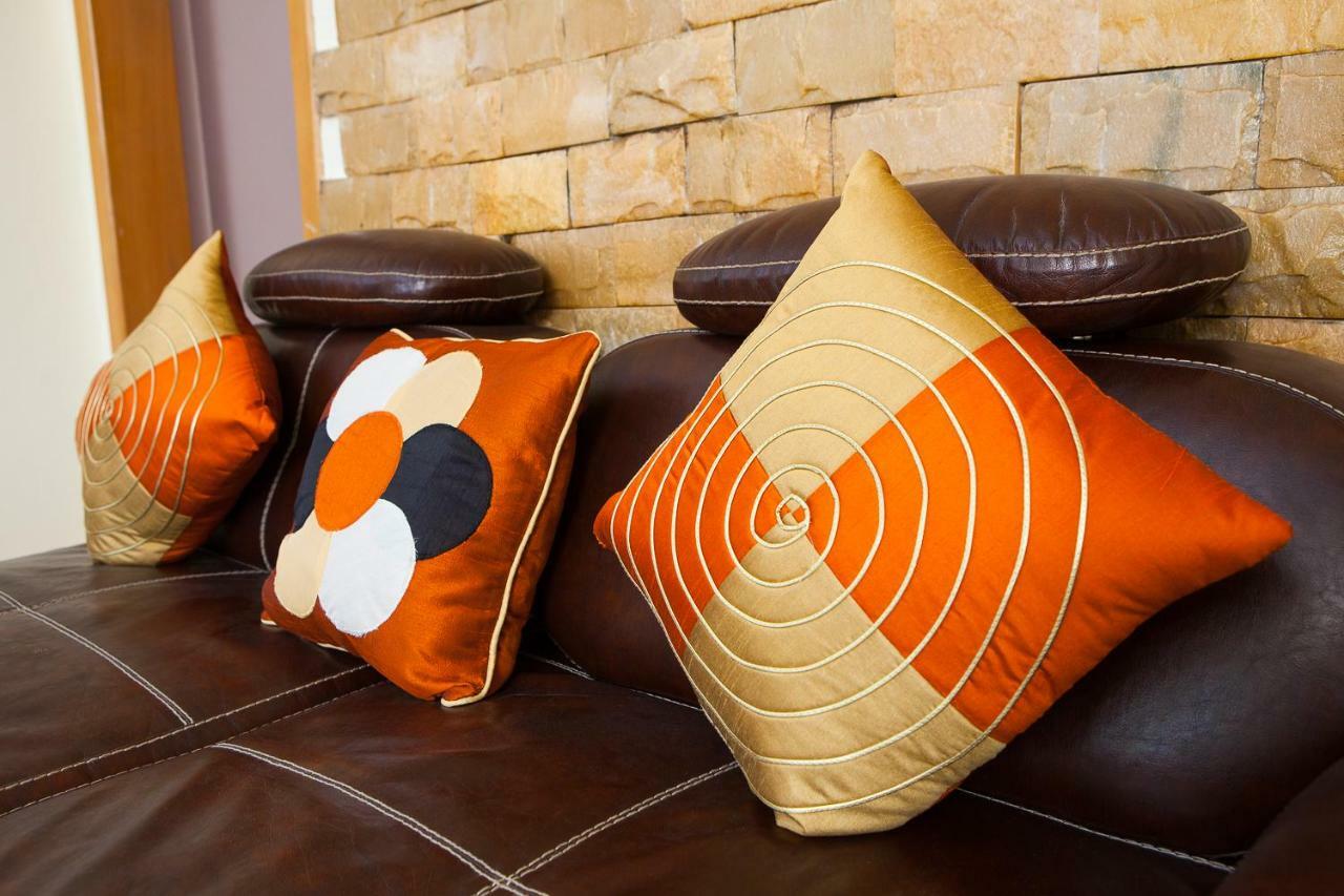 Maxwell Court Apartments Accra Ngoại thất bức ảnh